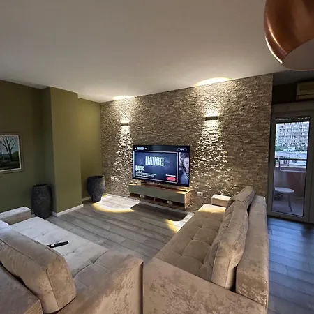 Alles Air Albania * Tirana