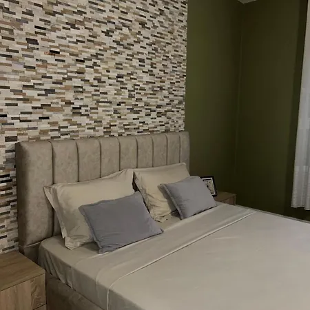 Alles Air Albania * Tirana