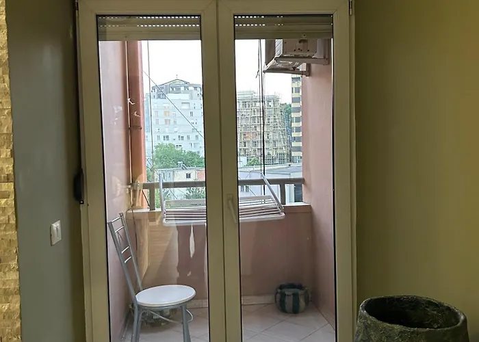 Alles Air Albania * Tirana